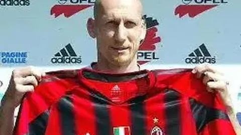 《独家揭秘！利物浦若挥别斯洛特，千万英镑违约金悬念揭晓》