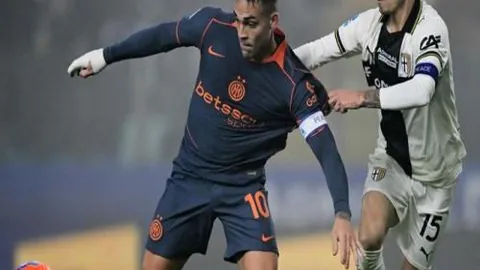 巴薩西超杯奪冠哈維時期，獲1200萬歐元獎金。